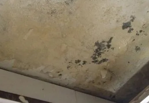商丘市阳台漏水维修公司分享下商丘市卫生间渗水维修需要注意哪些问题。